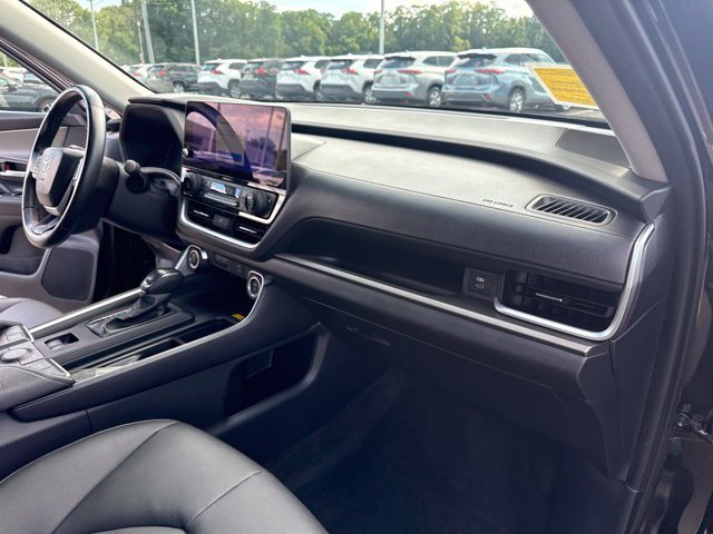 Used 2024 Toyota Grand Highlander AWD image 34