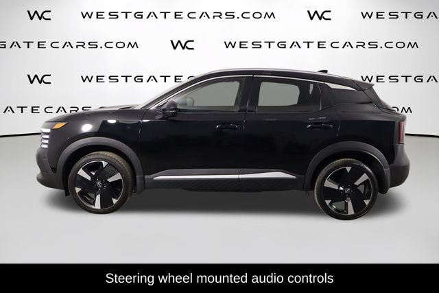 Used 2025 Nissan Kicks SR FWD image 5