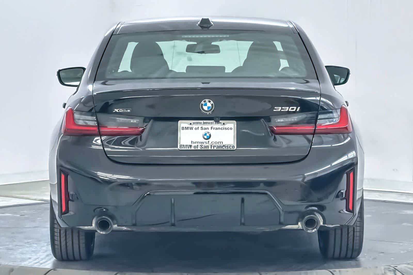 New 2026 BMW 330i xDrive Sedan w/ M Sport Package AWD/4WD image 7