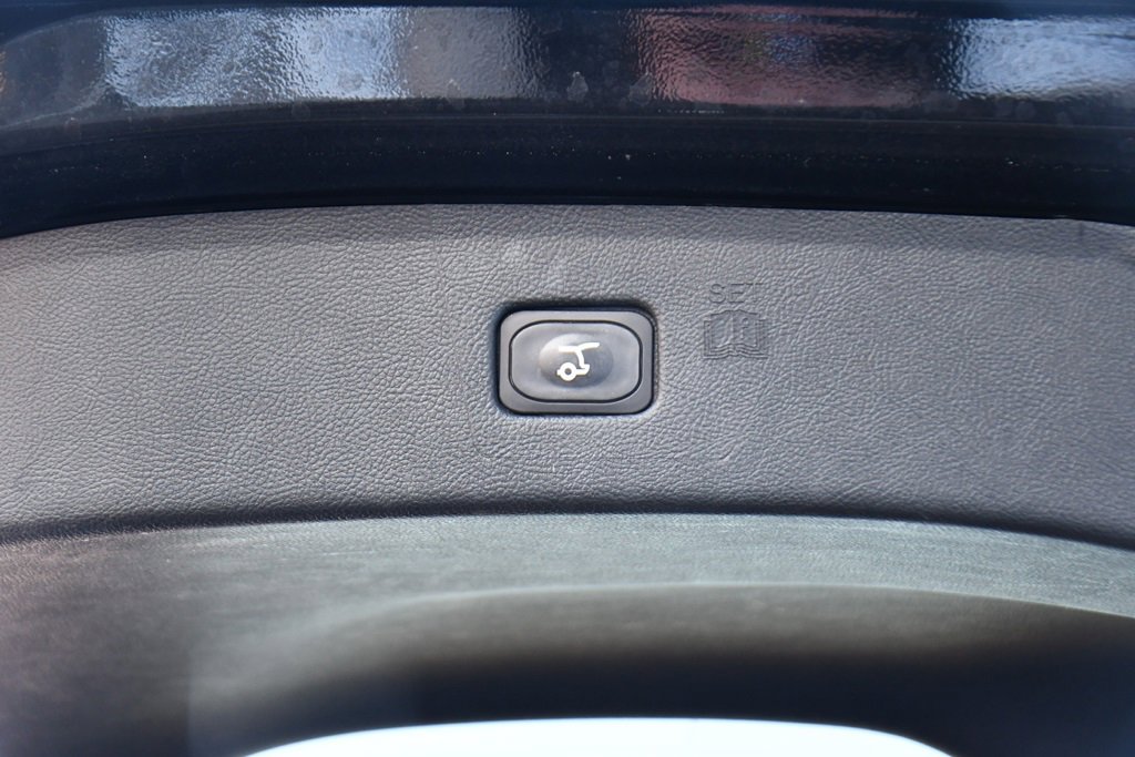 Used 2024 Ford Edge SEL w/ Convenience Package image 19