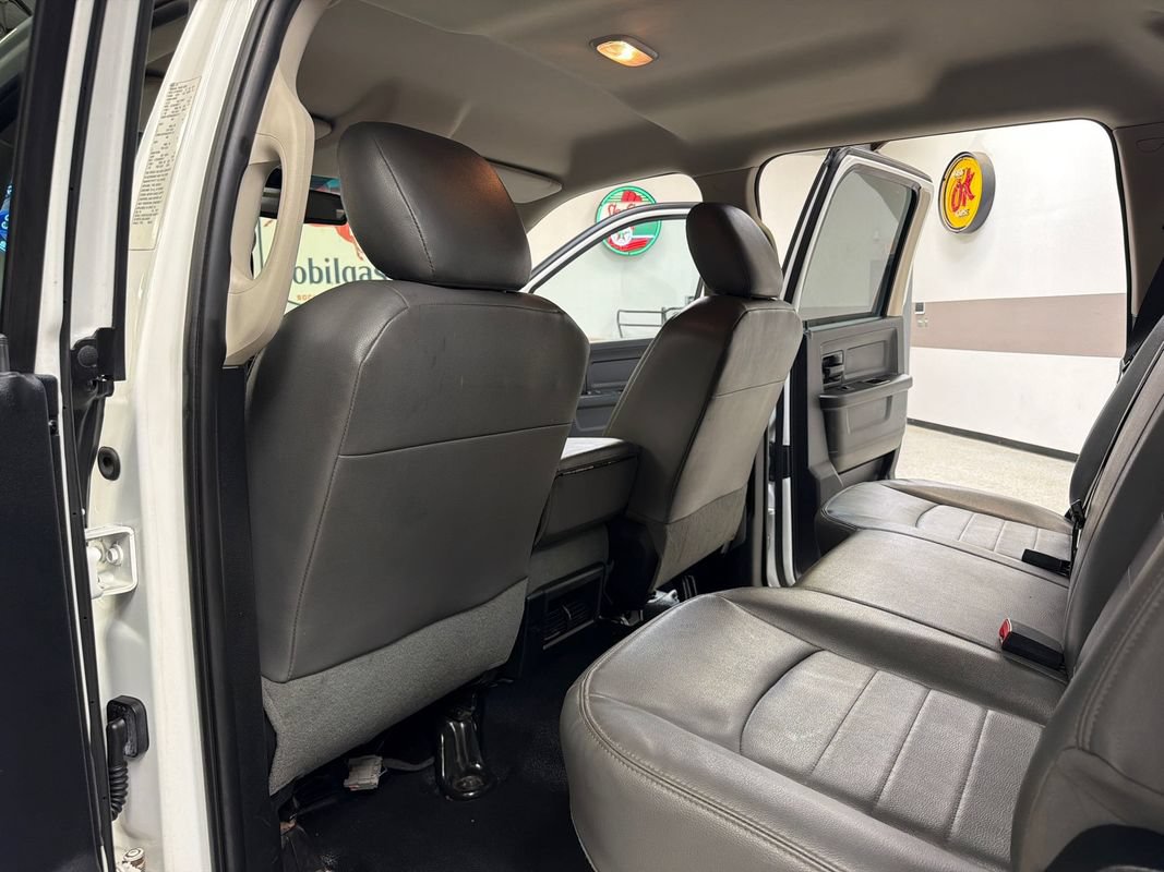 Used 2014 RAM 3500 Tradesman w/ Chrome Appearance Group AWD/4WD image 30