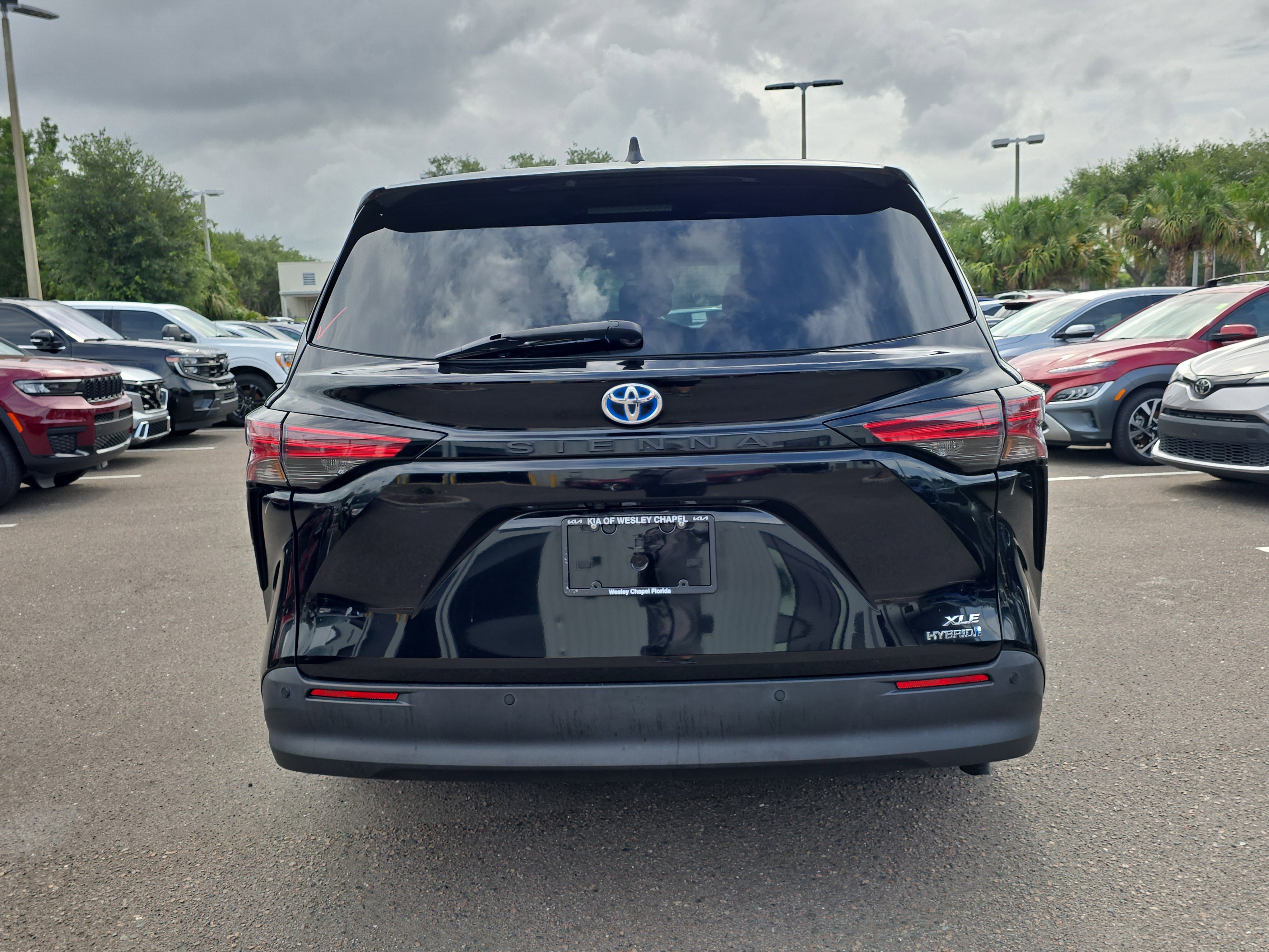 Used 2022 Toyota Sienna XLE FWD image 7