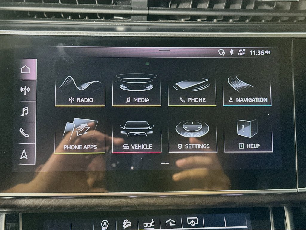 Used 2019 Audi Q8 Premium Plus w/ Premium Plus AWD/4WD image 15