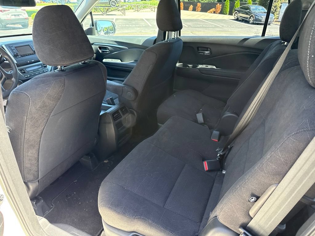 Used 2019 Honda Pilot LX image 11