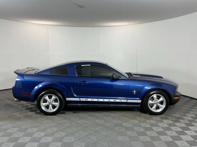 Used 2007 Ford Mustang Premium RWD image 4