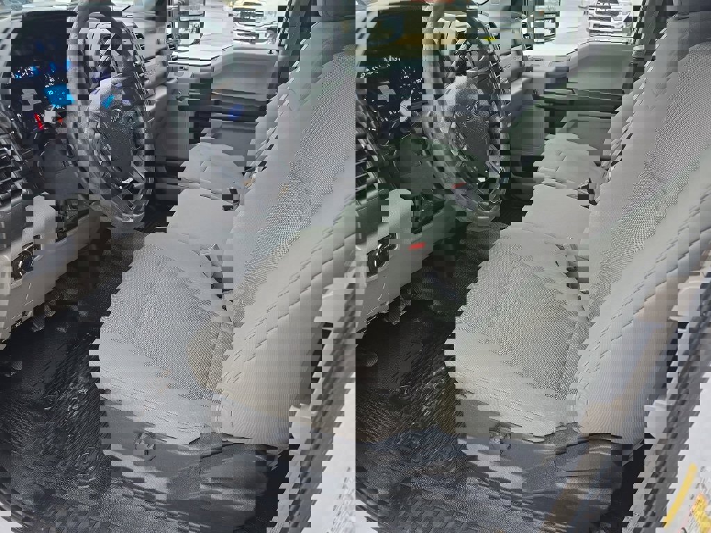 Used 2019 Ford F250 XL w/ Power Equipment Group image 12