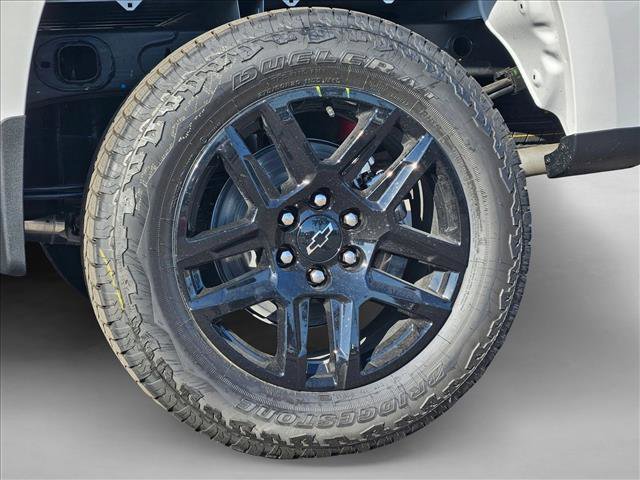 New 2026 Chevrolet Silverado 1500 Custom Trail Boss w/ Dark Appearance Package image 10
