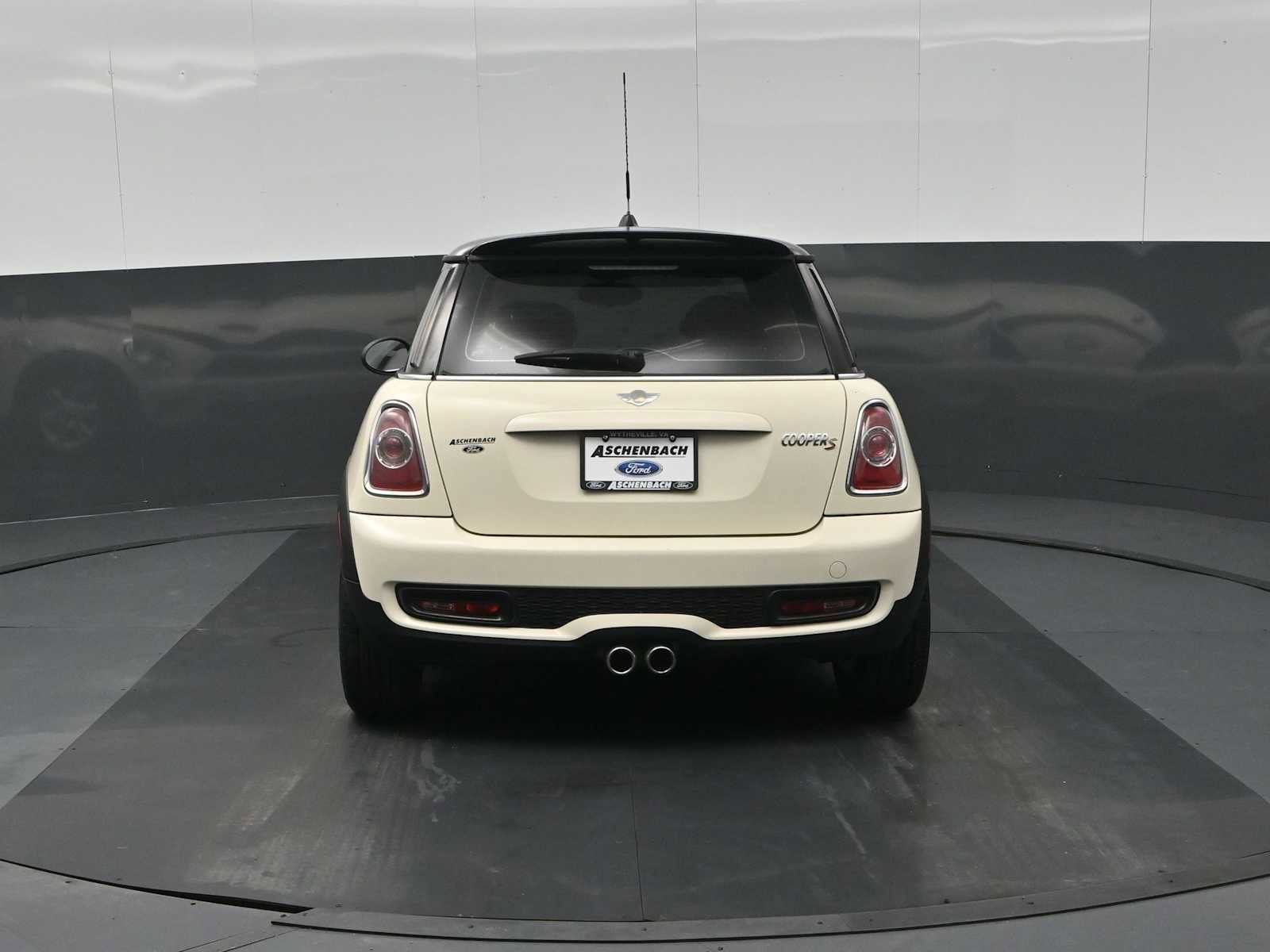 Used 2012 MINI Cooper S image 6