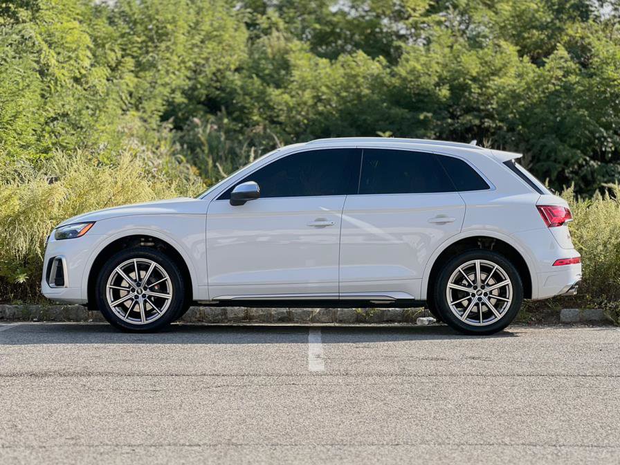 Used 2023 Audi SQ5 Premium Plus w/ Premium Plus Package image 5