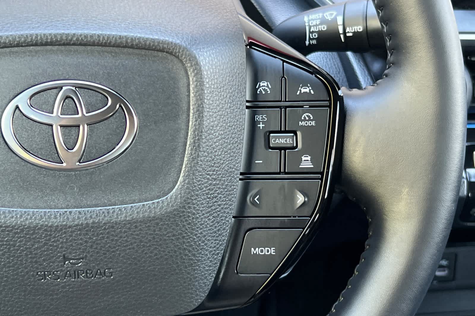 Certified 2026 Toyota Prius FWD image 26