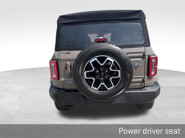 Used 2025 Ford Bronco Outer Banks AWD/4WD image 13