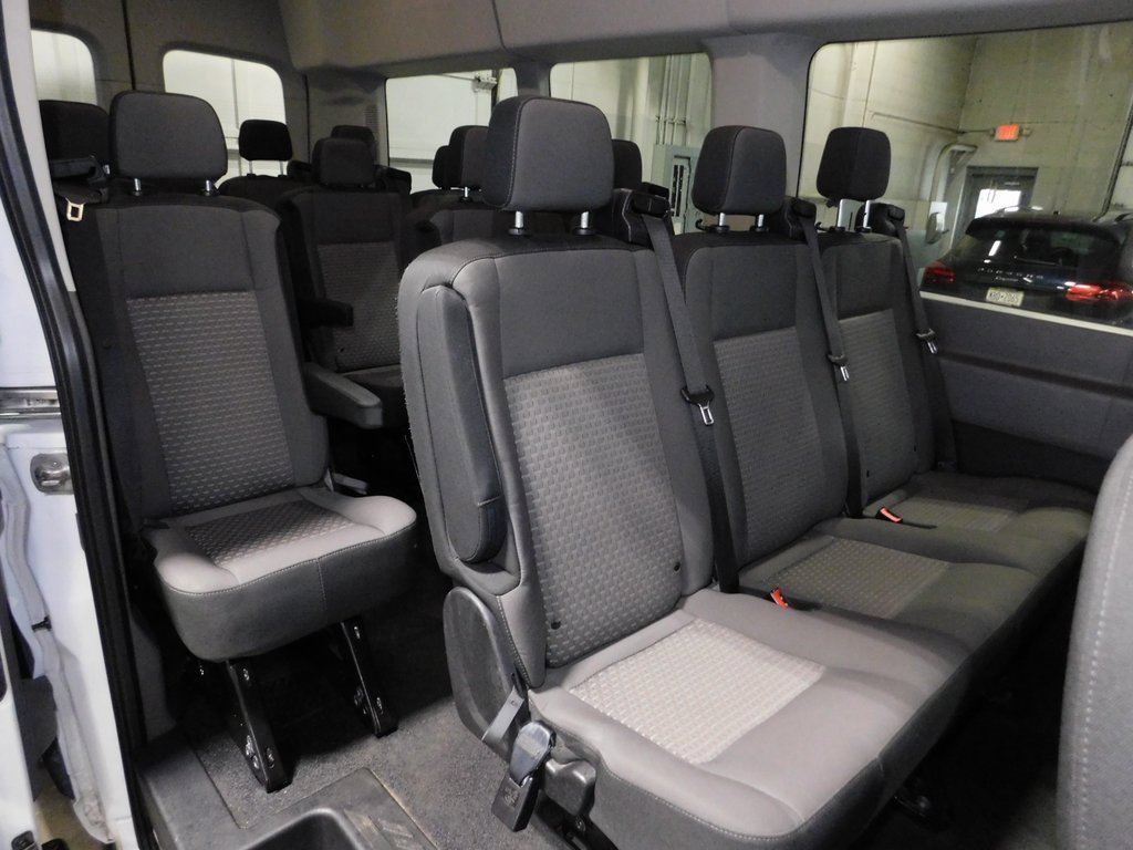 Used 2023 Ford Transit 350 XLT image 44