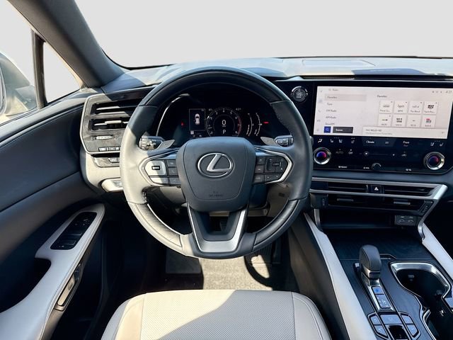 Used 2023 Lexus RX 350 Premium w/ Accessory Package AWD/4WD image 18