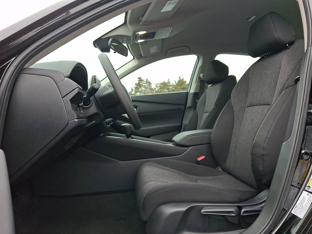 Used 2025 Honda Accord LX image 13