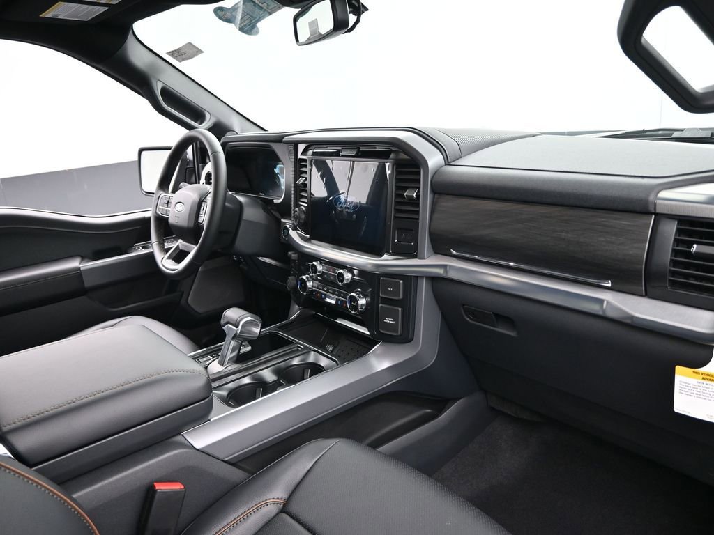 New 2025 Ford F150 Lariat w/ Equipment Group 502A High image 34