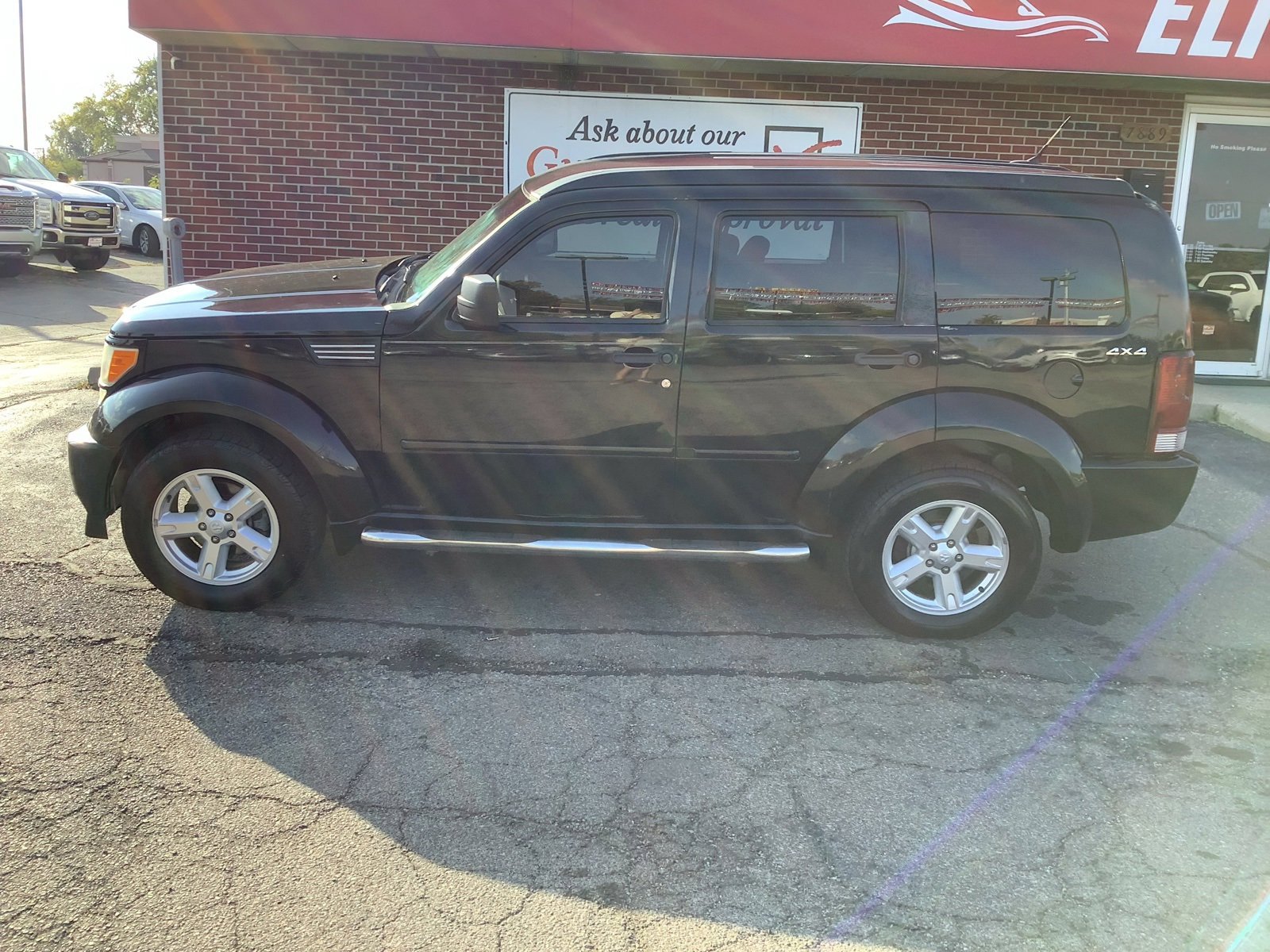 Used 2011 Dodge Nitro SXT image 4