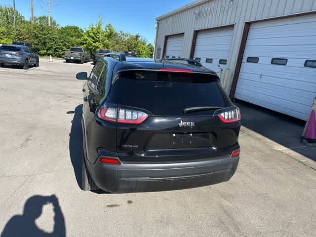Used 2021 Jeep Cherokee Latitude AWD/4WD image 18
