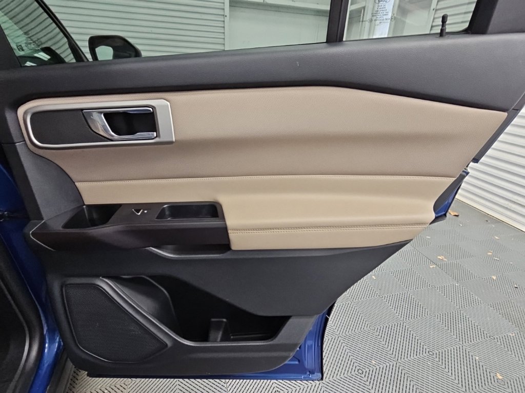 Used 2020 Ford Explorer XLT RWD image 37