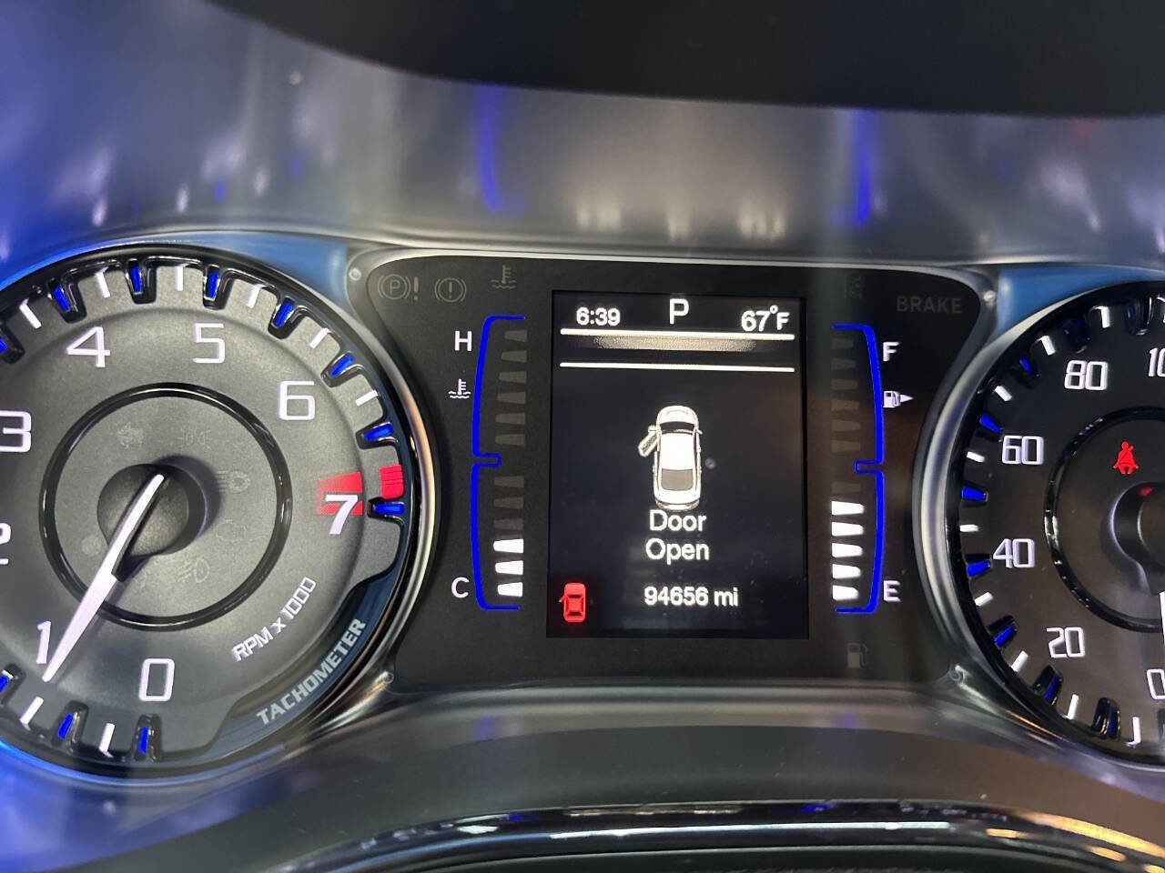 Used 2016 Chrysler 200 S w/ Comfort Group image 26