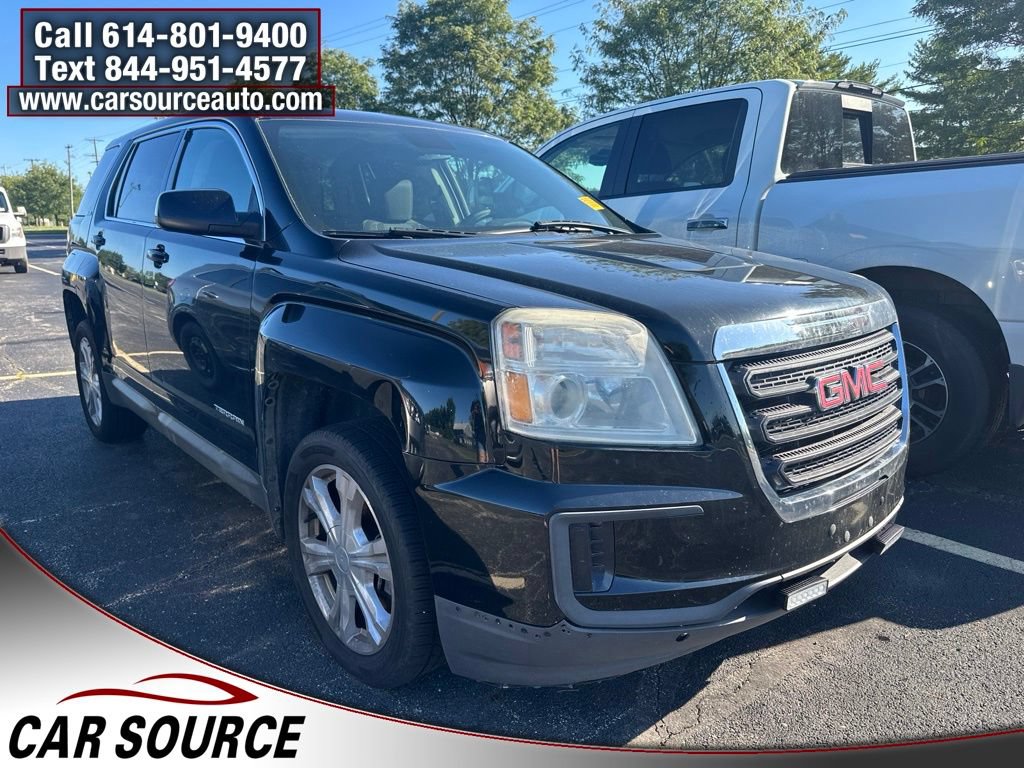 Used 2017 GMC Terrain SLE FWD image 1