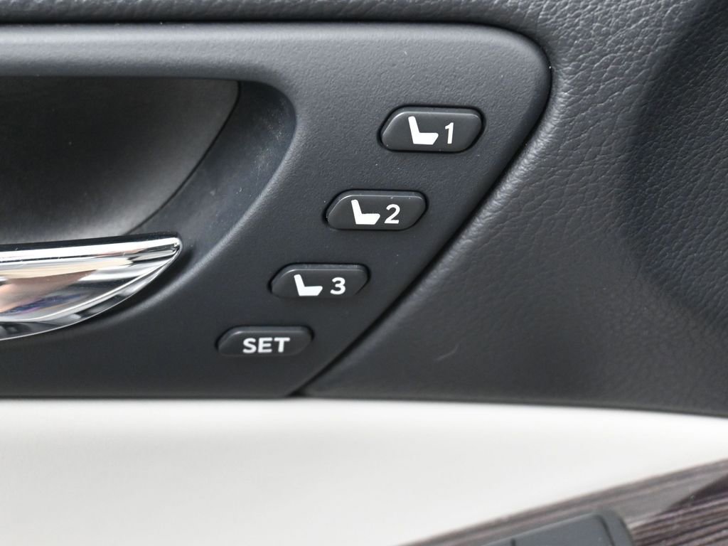 Used 2015 Lexus IS 250 AWD w/ Luxury Package image 15