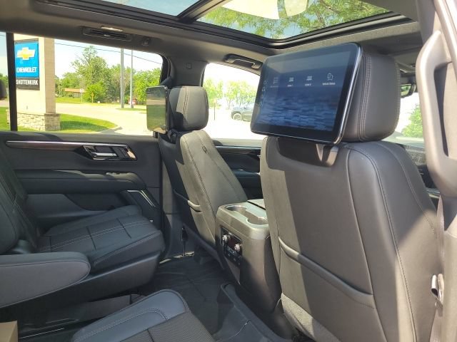 New 2026 Chevrolet Suburban High Country AWD/4WD image 23