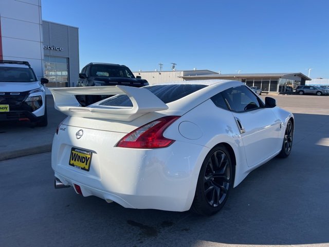 Used 2017 Nissan 370Z w/ Sport Package image 7