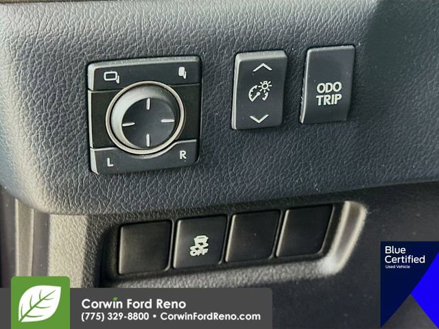 Used 2017 Lexus GX 460 AWD/4WD image 13