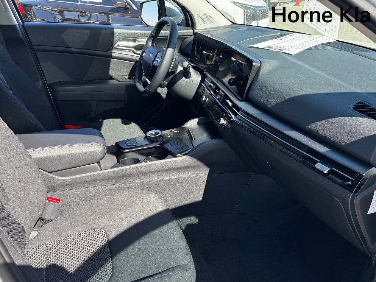 New 2026 Kia Sportage LX image 21