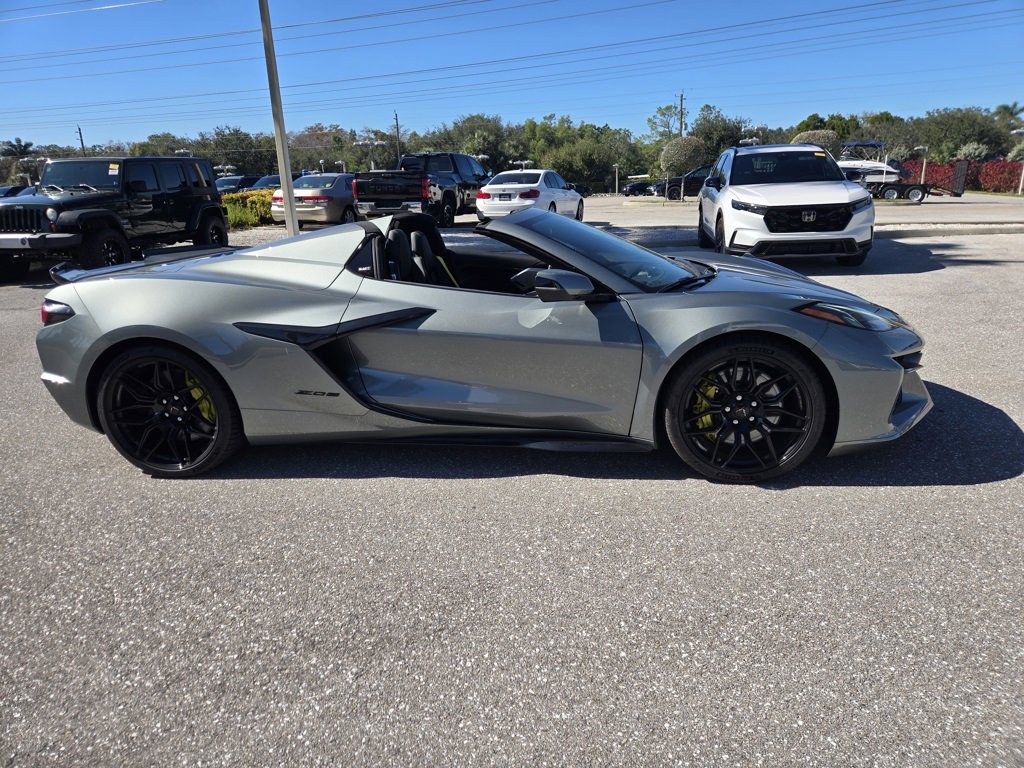 Used 2023 Chevrolet Corvette Z06 w/ Battery Protection Package image 18