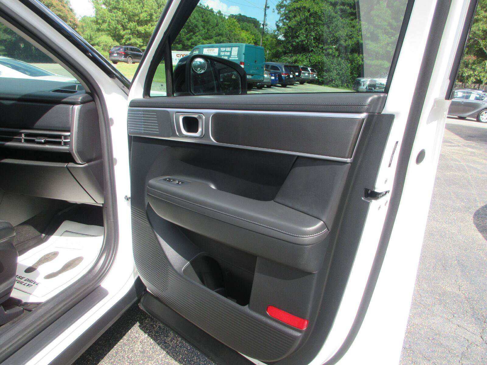 Used 2024 Hyundai Santa Fe XRT AWD/4WD image 16