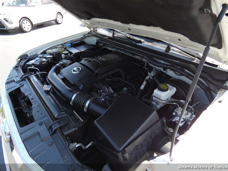Used 2016 Nissan Frontier SV AWD/4WD image 8