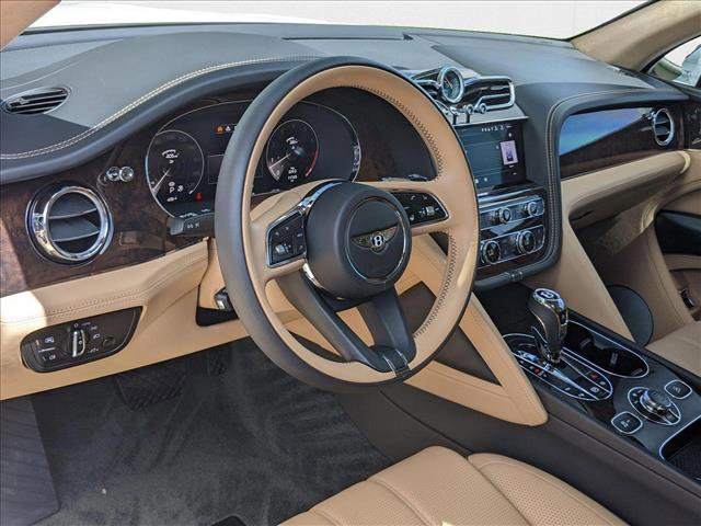 Used 2023 Bentley Bentayga image 10