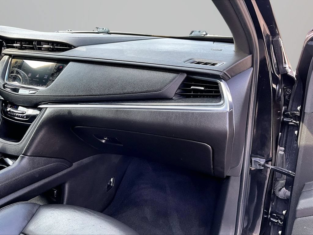 Used 2021 Cadillac XT5 Premium Luxury AWD/4WD image 16