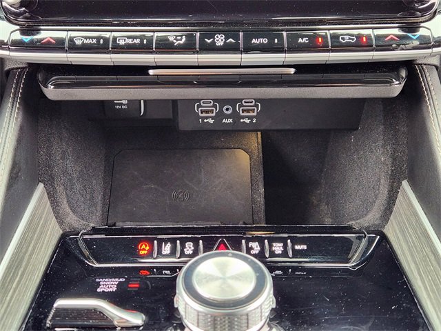 Certified 2024 Jeep Wagoneer Series II image 18