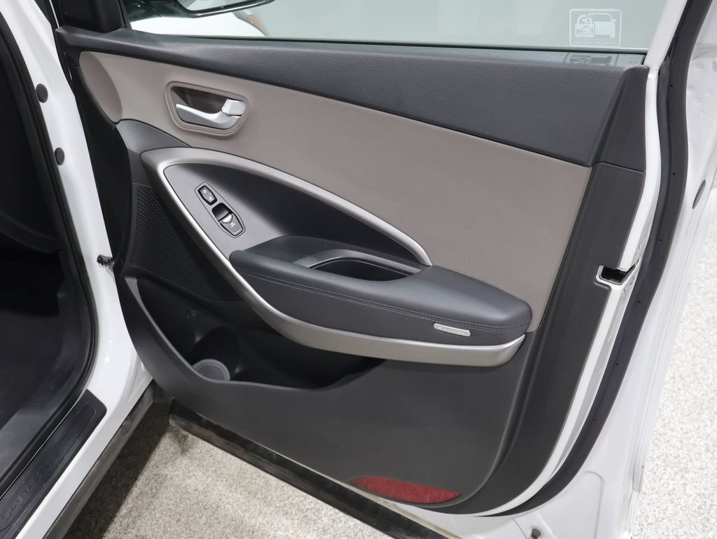Used 2016 Hyundai Santa Fe Sport AWD/4WD image 23
