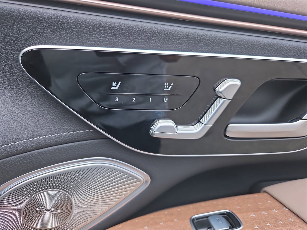 Certified 2023 Mercedes-Benz EQS 450+ SUV image 17