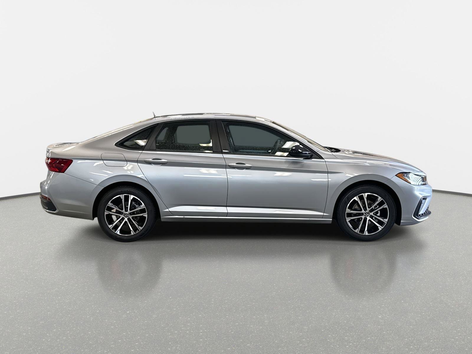 New 2026 Volkswagen Jetta Sport image 4