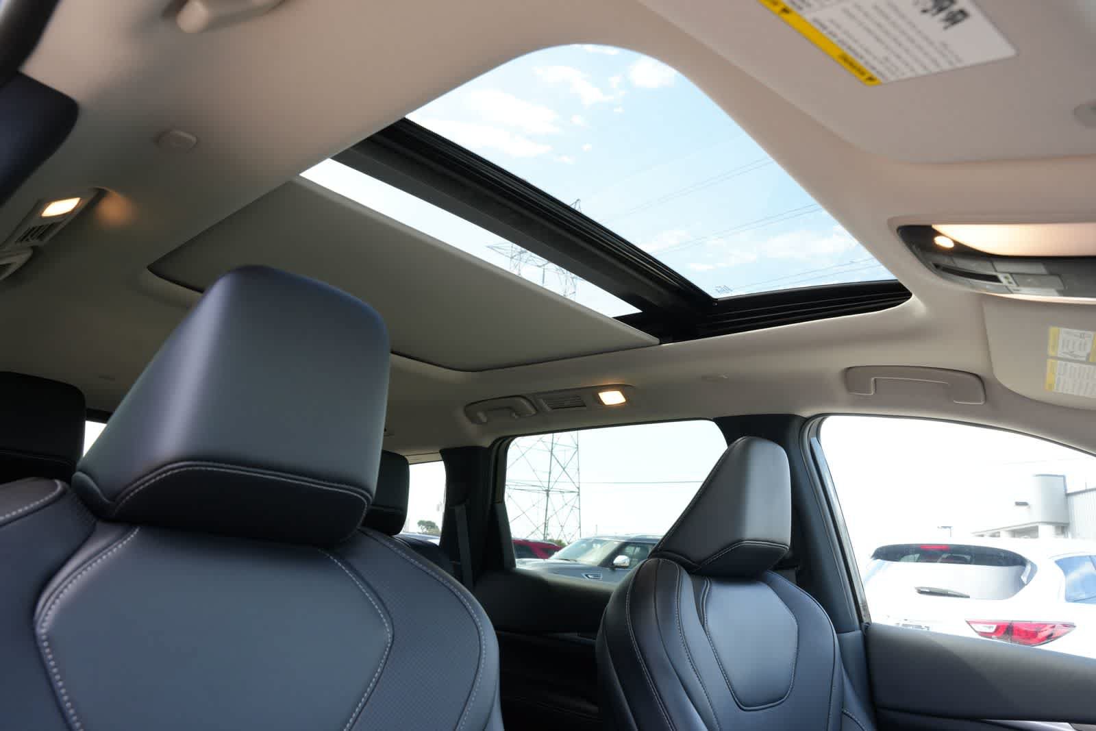 Certified 2027 INFINITI QX60 Luxe w/ Cargo Package FWD image 23