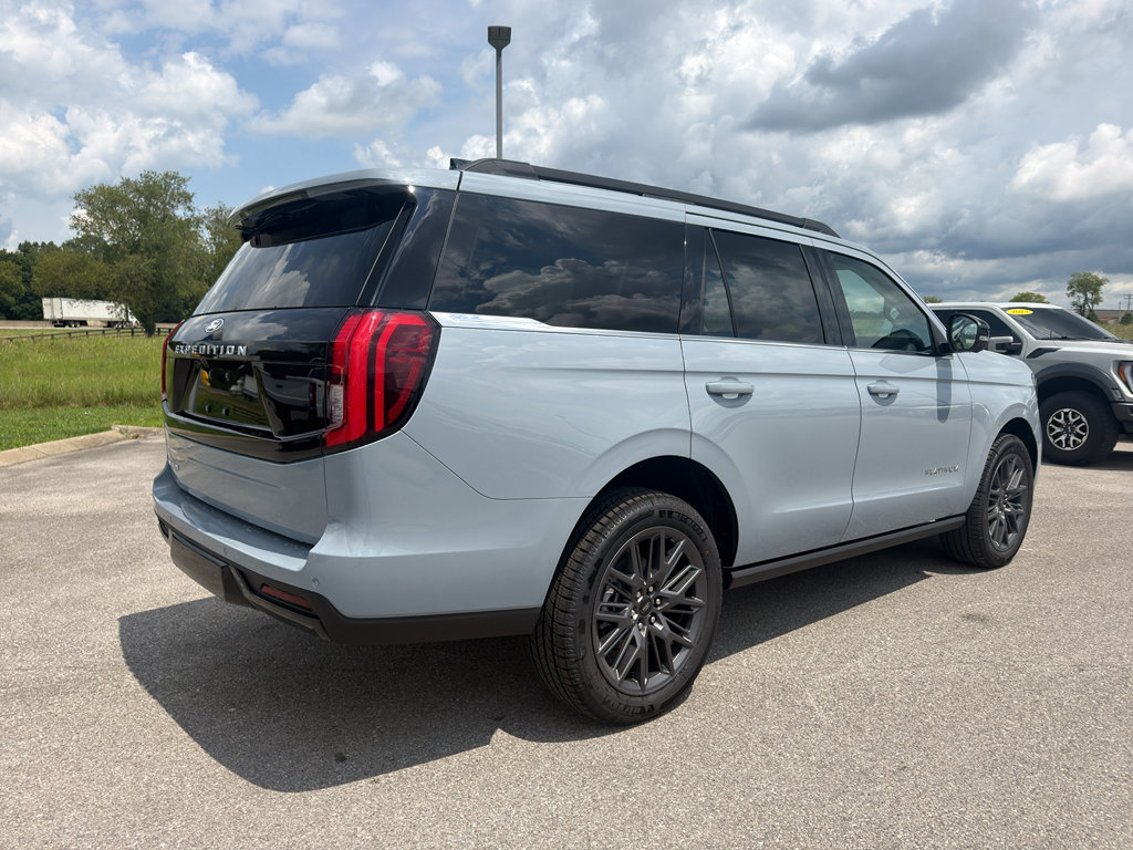New 2027 Ford Expedition Platinum w/ Driver's Package AWD/4WD image 5