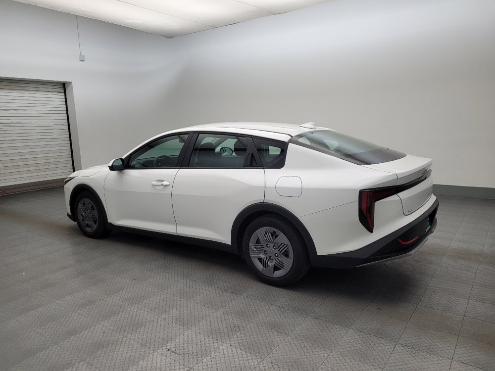 Used 2025 Kia K4 FWD image 3