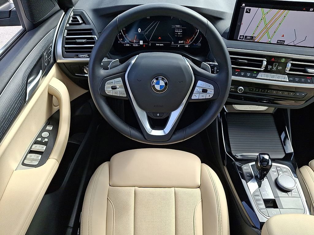 Used 2024 BMW X3 xDrive30i w/ Premium Package w/ZPA AWD/4WD image 2