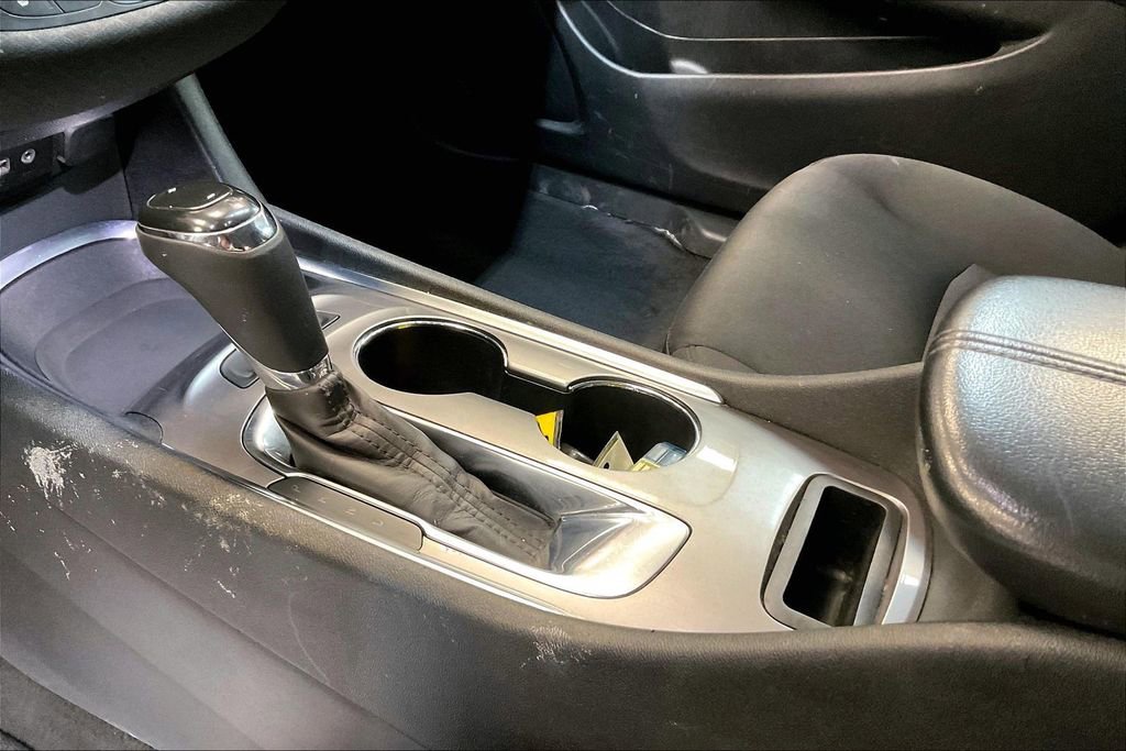 Used 2020 Chevrolet Malibu LT FWD image 21