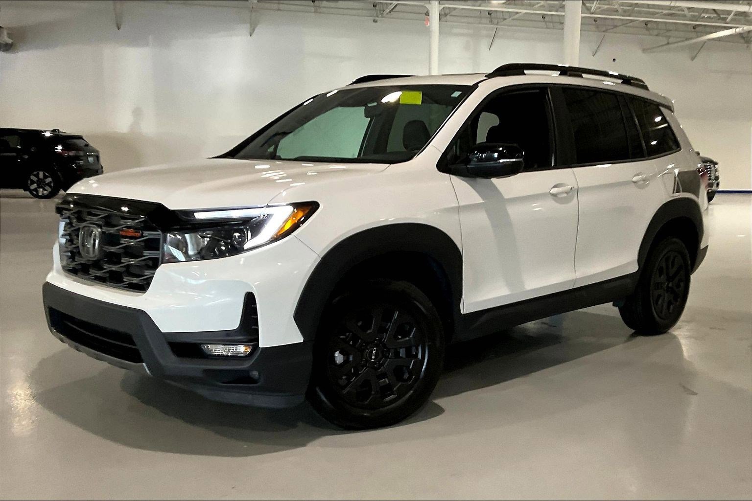 Used 2023 Honda Passport TrailSport image 39