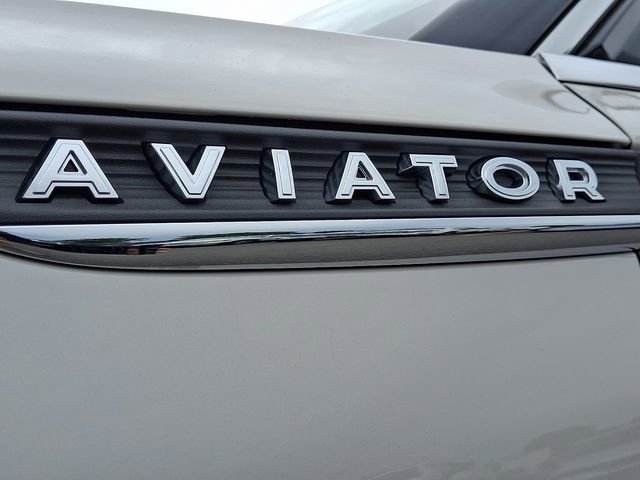Used 2023 Lincoln Aviator Reserve w/ Equipment Group 201A AWD/4WD image 30
