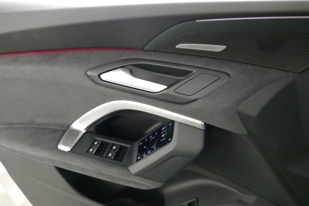 New 2026 Audi SQ5 Premium Plus image 22