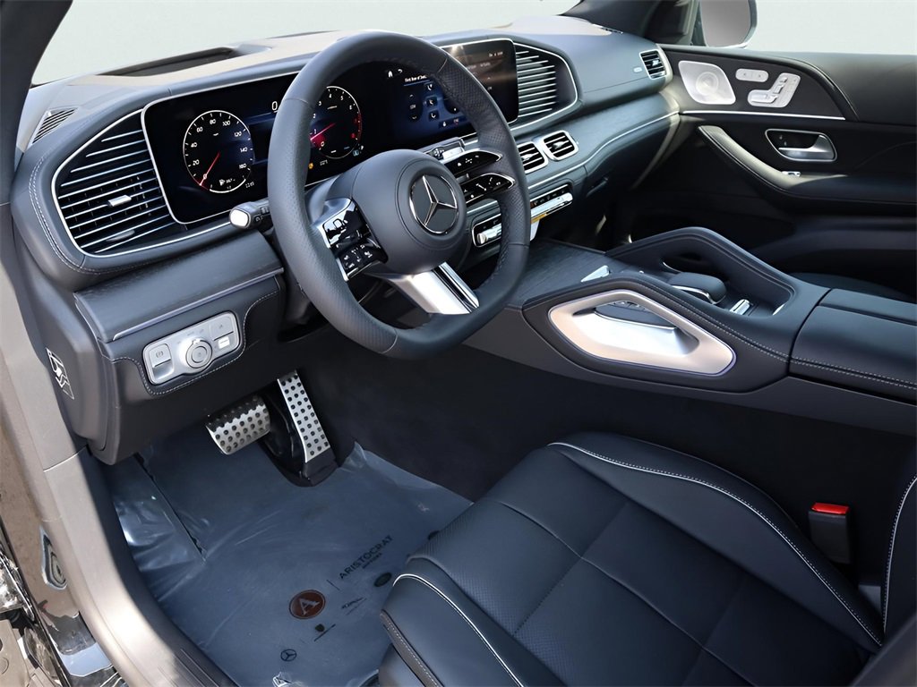 New 2026 Mercedes-Benz GLS 580 4MATIC image 35