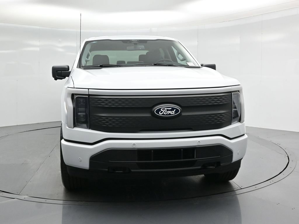 New 2025 Ford F150 Lightning Flash image 24