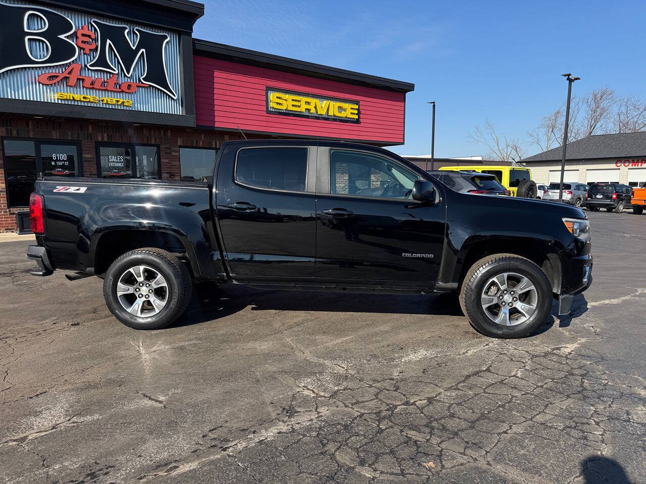 Used 2018 Chevrolet Colorado Z71 AWD/4WD image 9