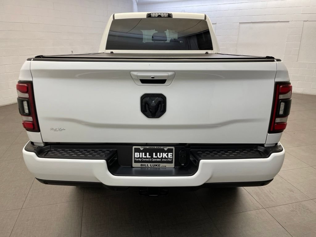 Certified 2021 RAM 2500 Big Horn w/ Night Edition AWD/4WD image 9